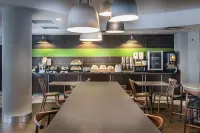 紐布朗費爾斯萬楓飯店及套房 - 早餐