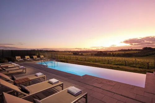 The Louise, Beckons - Pool
