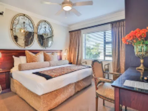 アンバー ゲスト ロッジ クニスナのホテル