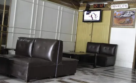 Sandal Bar Hotel Отели рядом с достопримечательностью «The Chenab Club»