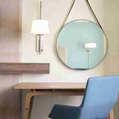 Delta Hotels by Marriott West Palm Beach Rooms