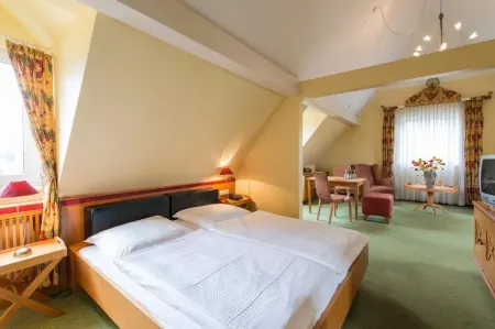 Hotel Eisbach Отели в г. Хёр-Гренцхаузен