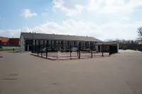 Sherman Inn Hotels in Sherman