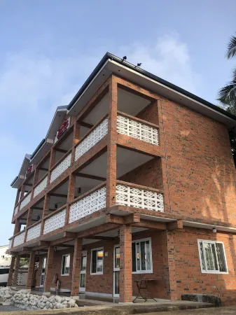 Downtown Virgins Hotel Отели рядом с достопримечательностью «Сан-Жоржи-да-Мина»