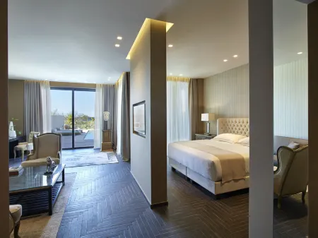 Pelagos Suites Hotel & Spa