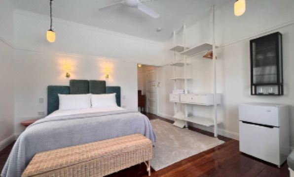 Floriana Boutique Hotel