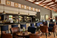 The Commodore Hotel - bar