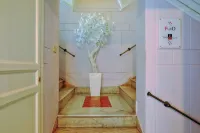 팔코 룸스&스위트