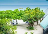 Firefly Beach Cottages Hotels in Orange Bay