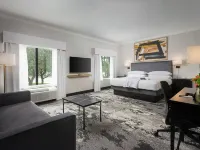 Champions Club and Hotel, Houston Westchase Hotels near Westchase