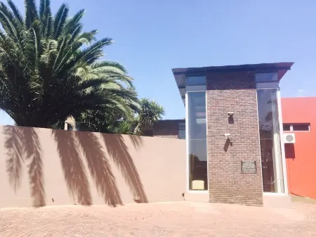 African Moon Corporate House