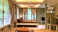 Eaustay Hotels in U Thong