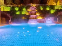 Hotel Maximilian - 5-Star