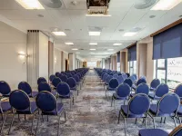 Park Hotel Diament Wroclaw โรงแรมใกล้เพอร์โกลา