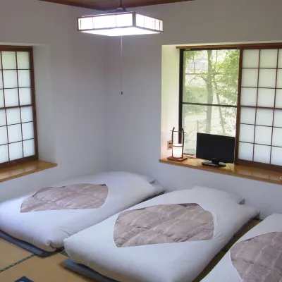 Fuji-Hakone Guest House Hotels near Hakone Venetian Glass Museum (Glass Forest)