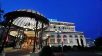 Domaine de Divonne Отели в г. Жекс