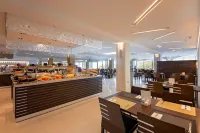 Maistra Select Belvedere Resort - breakfast