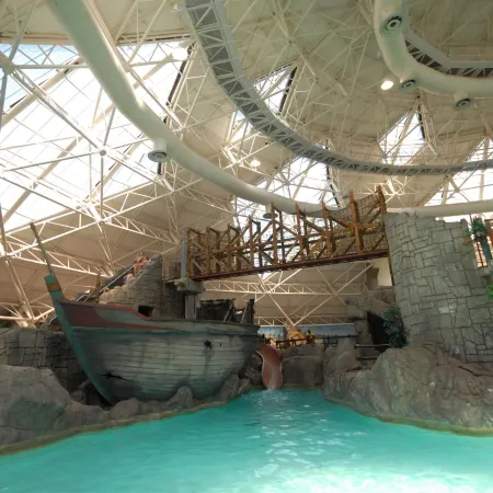Emerald Resort & Casino