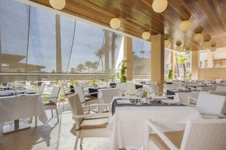 Hipotels Playa la Barrosa - Adults Only