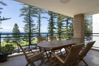 Manly Beachfront Apartment Hotels in Brookvale