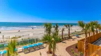 Holiday Inn Resort OCEANFRONT @ SURFSIDE BEACH by IHG - con vistas al mar