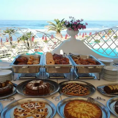 Grand Hotel la Playa