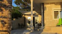 Villa PaPe Hotels in Maslinica