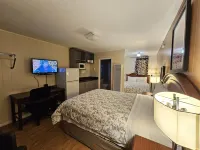 Parkway Motel & European Lodges Hotels in Pincher Creek