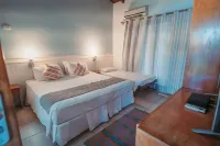 Pousada Brigitte Hotels in Barra Do Sahy Beach