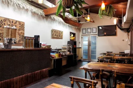 Hotel-Motel Coconut Отели рядом с достопримечательностью «Парк Сарсель»