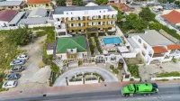 Perle d'Or City Apartments Hoteles cerca de Aruba Walking Tours