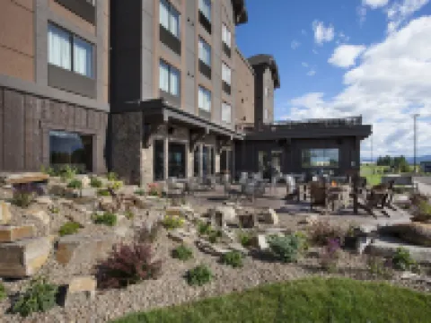 Glacier International Lodge Hotéis em Flathead County
