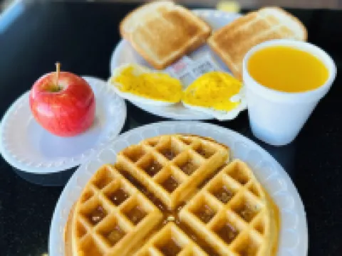 Super 8 by Wyndham Hillsville Hotels in Woodlawn