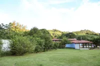 Pousada Vale da Montanha - parking