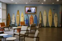 Golden Tulip Guarujá - Antigo Delphin Surf Hotel - parking