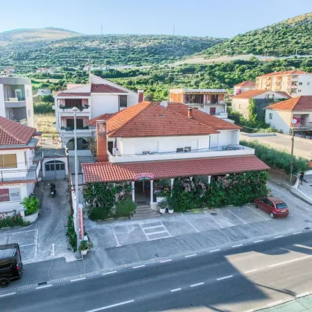 Hotel Trogirski Dvori