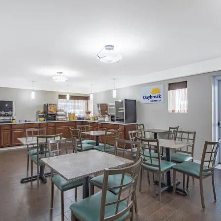 Days Inn by Wyndham Elmsford / White Plains