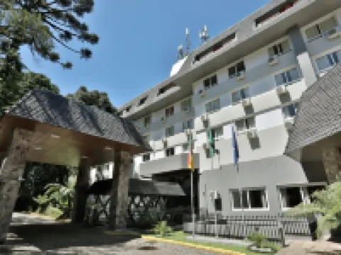卡尼拉三飯店 卡內拉住宿飯店