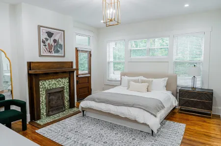 Beautiful Home Located in Norcross Отели рядом с достопримечательностью «Парк Бетти Молдин»