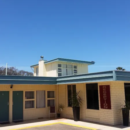 East West Motel Ceduna Отели в г. Сидана