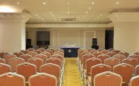 Ladonia Hotels Adakule Hotel di Bayraklidede Mahallesi