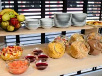 M Concept Hotel Hotel dekat Gedung Cabildo