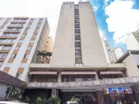 Nikkey Palace Hotel โรงแรมใกล้จัตุรัสลีแบร์ดาจิ