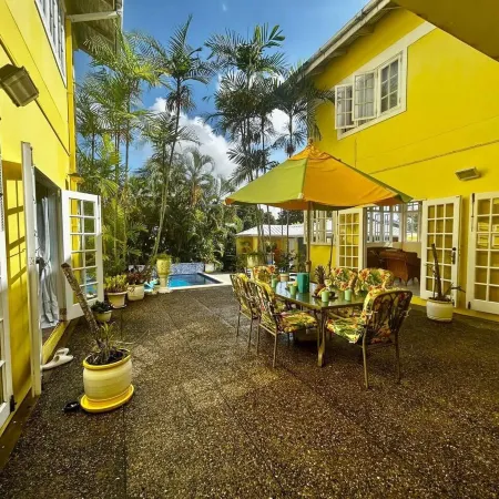 Luxury 5-Bed Villa in Tobago the Big Yellow House