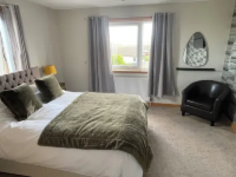 Broadhaven Road Hotels in Wick