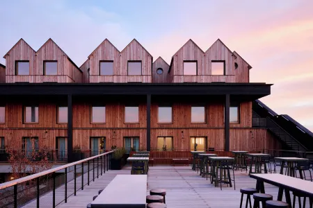 Grand Mess Clermont-Ferrand Отели в г. Клермон-Ферран