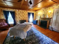 Arlington Inn & Spa Hotels in Arlington