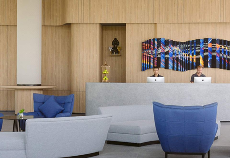 모데나 바이 프레이저 부리람