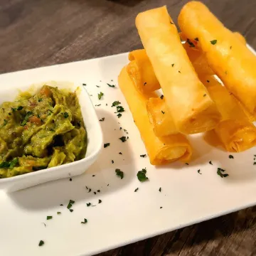 Executive House Suites Hotel & Conference Centre