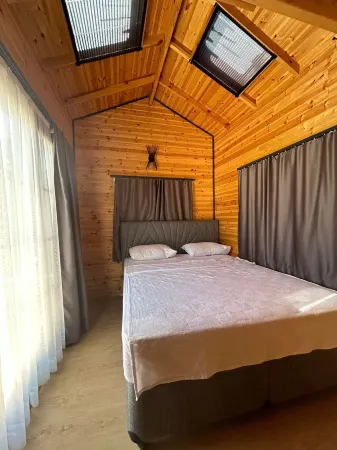 Secret Garden Hotel Отели рядом с достопримечательностью «Alacati Surf Paradise Club»